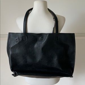 Leather tote